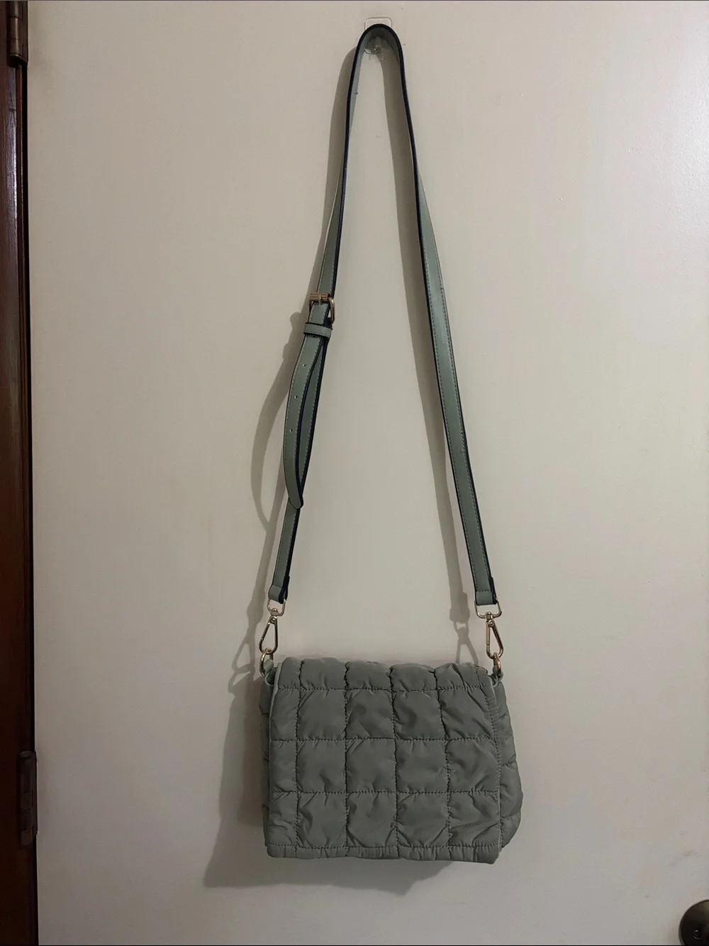 Jen & Co Quilted Sage Green Crossbody Bag with Adjustable Strap